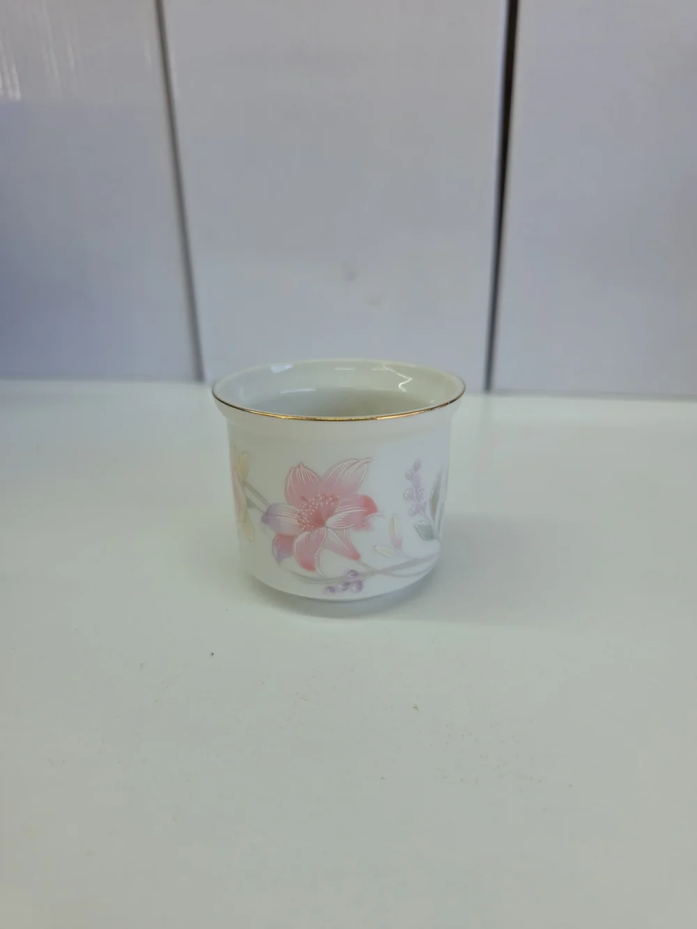 Floral Porcelain Teacup with Gold Trim - Pink Floral